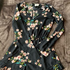 Floral Bell-sleeved romper